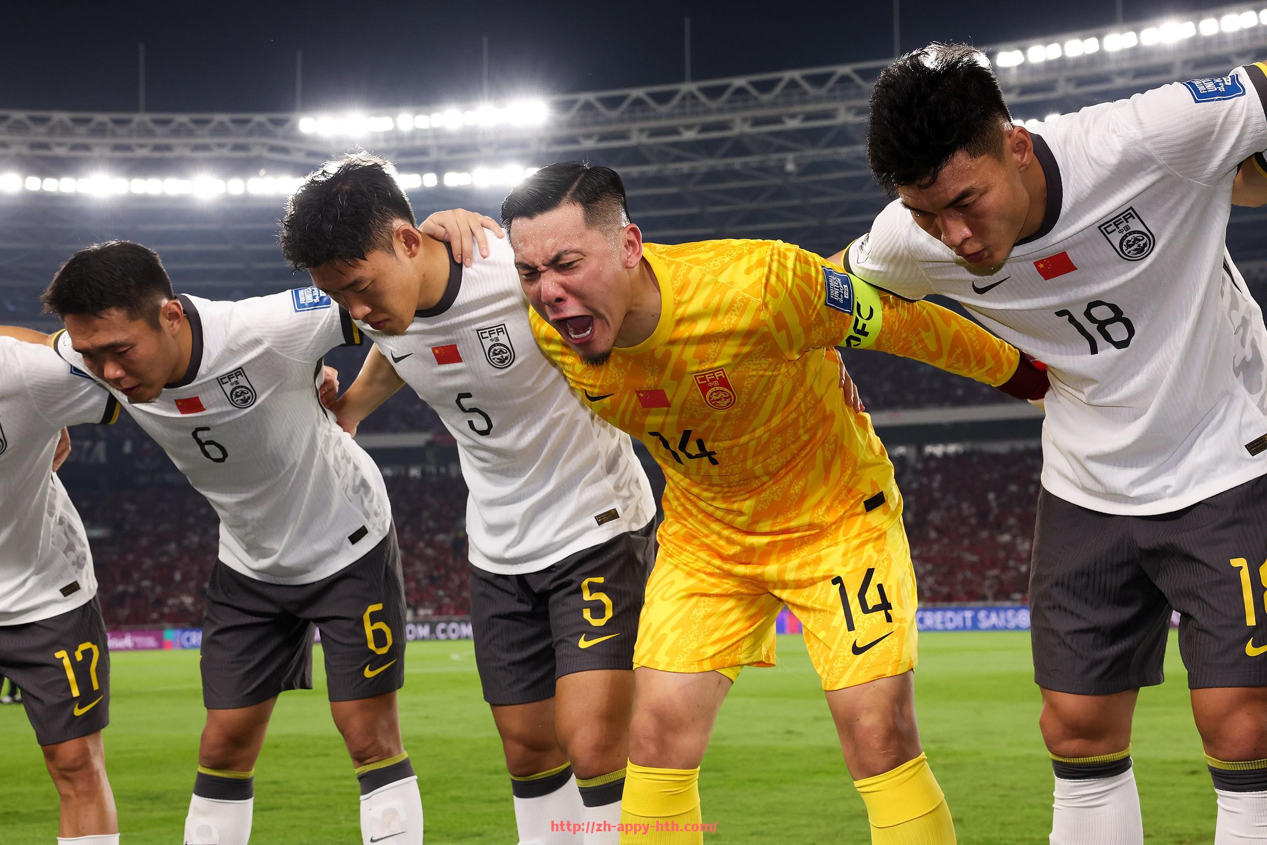 华体会hth官方网站下载-世俱杯比赛期间公开道歉的球员事件及其影响记录